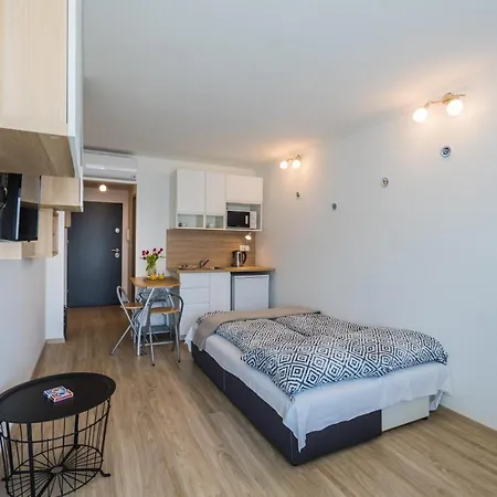 Apartament Mf Parafa Apartman *